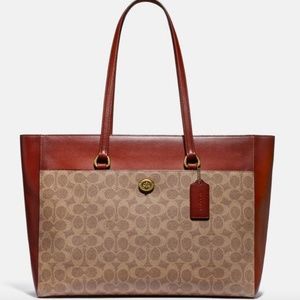 Coach (Folio Tote In Signature Canvas) Bag